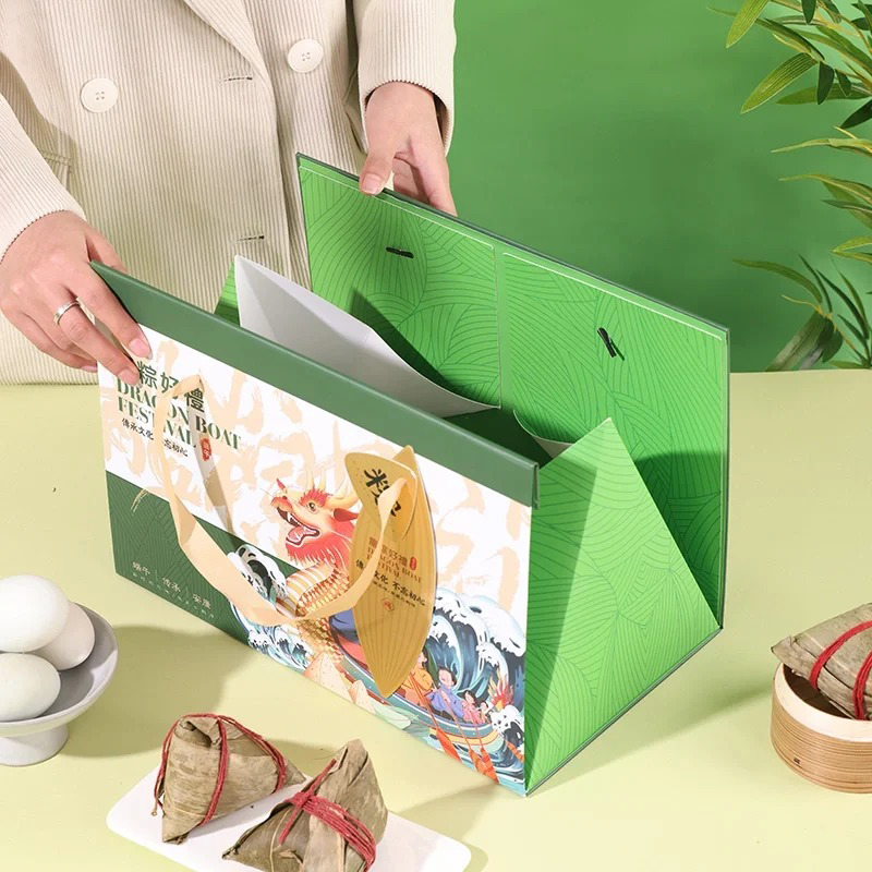 Tote Box